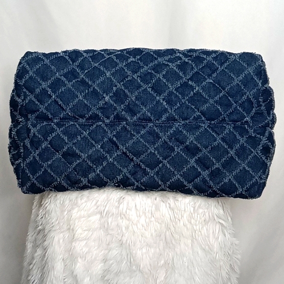 KURT GEIGER LONDON Oversized Denim Fabric Shopper - Picture 8 of 17